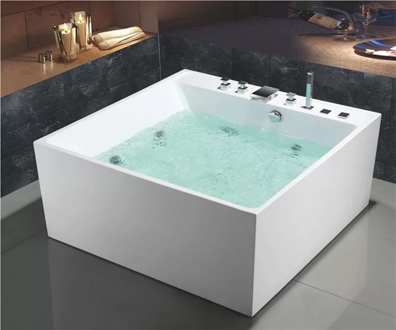 Bồn tắm vuông dành cho 2 người