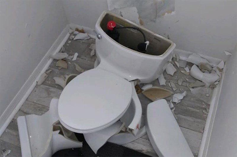 Có nên sử dụng bồn cầu giá rẻ?