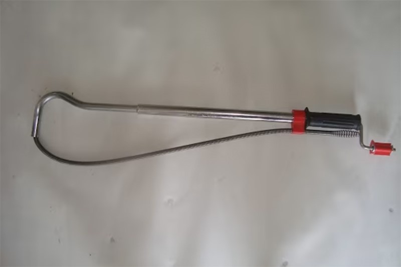 Dụng cụ thông bồn cầu loại cầm tay