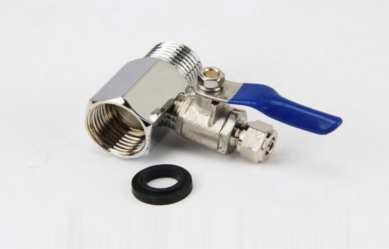 Sửa máy lọc nước do hỏng van cơ