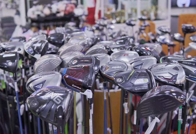 Golfer chỉ được mang theo tối đa 14 gậy golf trong túi