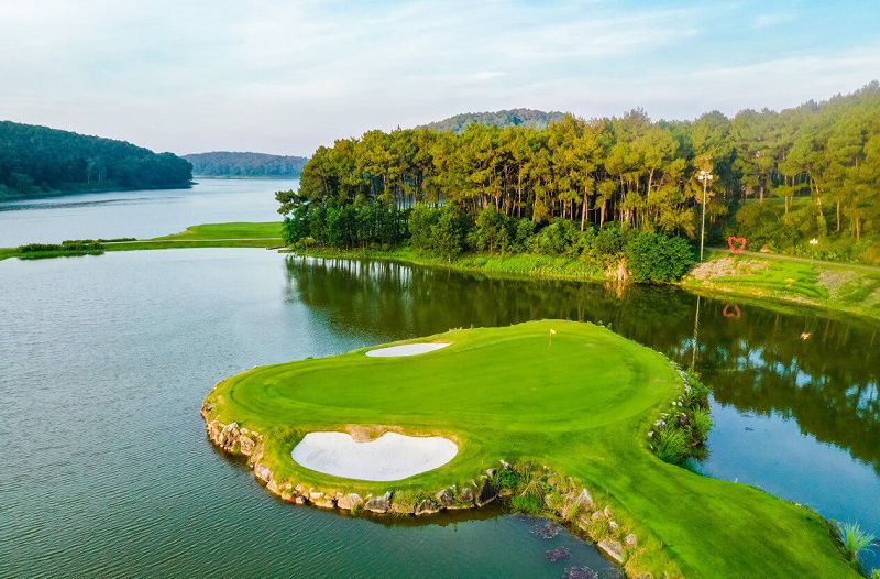 Hướng dẫn cách di chuyển đến sân golf Tràng An