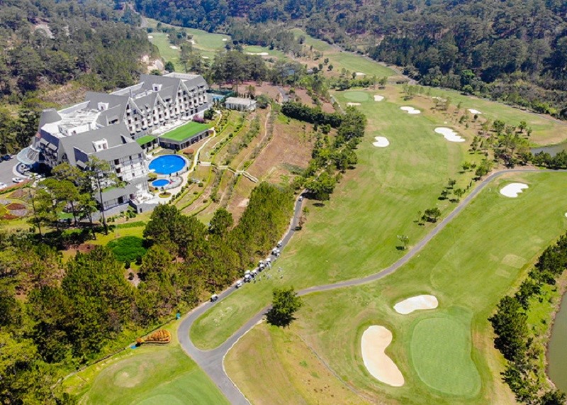 Sam Tuyền Lâm mang đến không khí trong lành