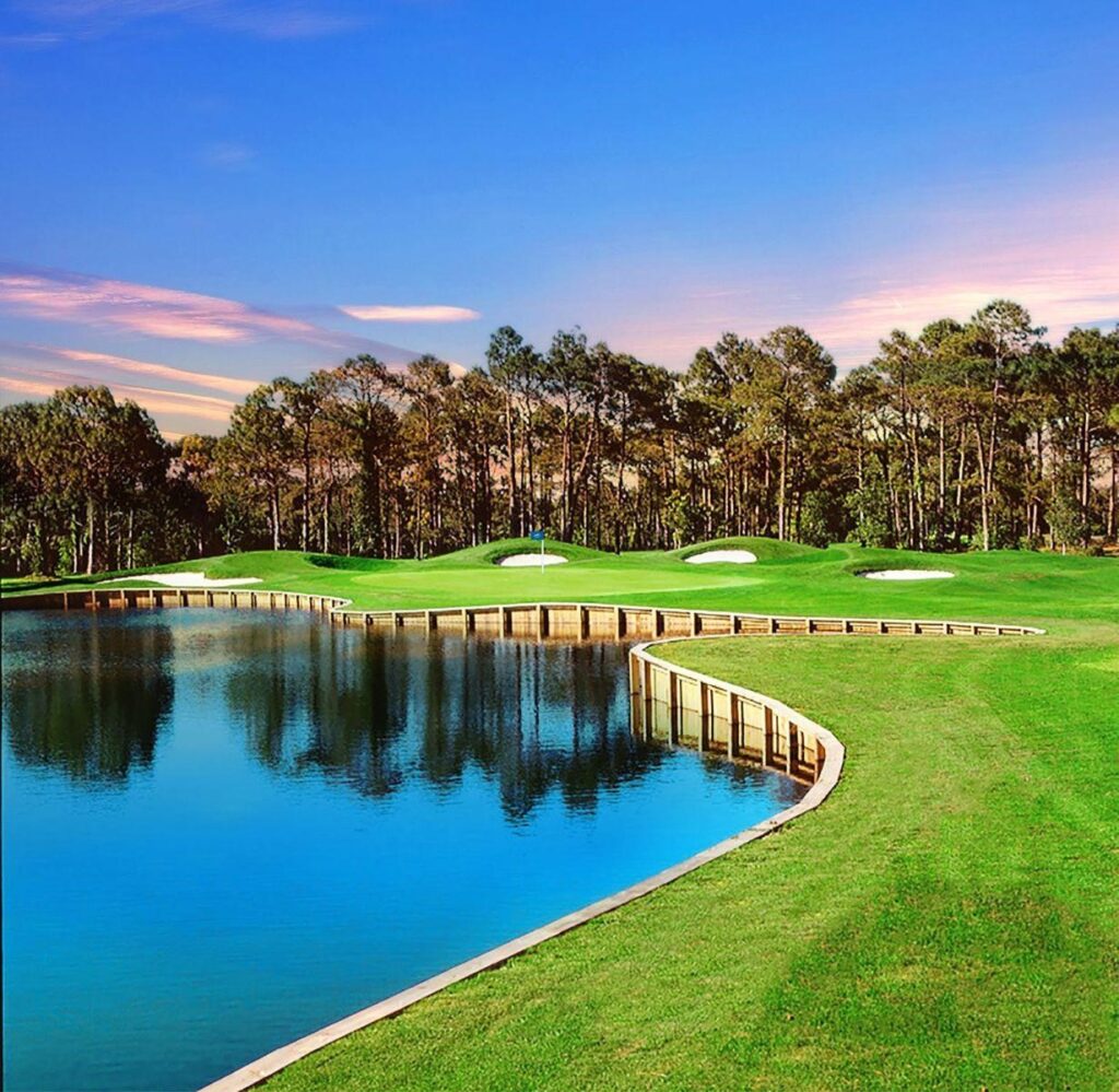 Vẻ đẹp thơ mộng của BRG Da Nang Golf Resort chiều thu