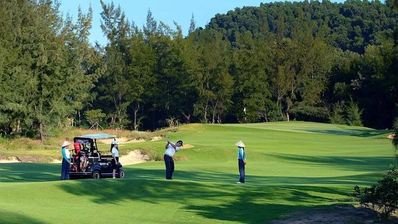 Bảng giá sân golf Laguna Lăng Cô