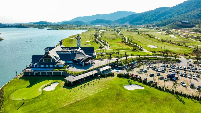 Hệ thống villas và biệt thự nghỉ dưỡng đầy sang trọng