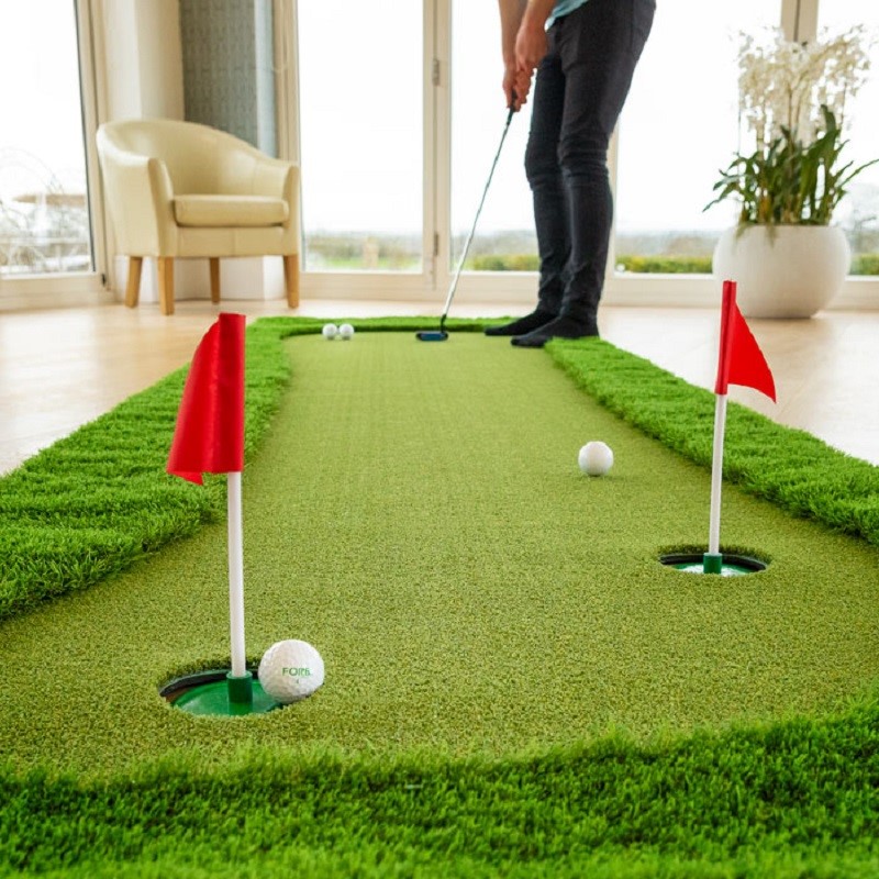 Thảm tập golf di động cho phép bạn tập luyện mọi nơi