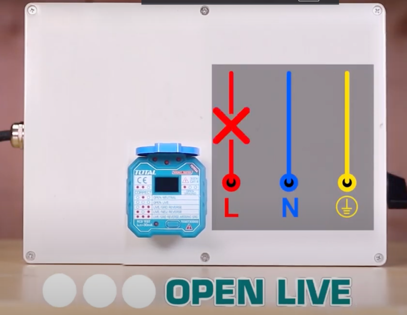 4. Dây nóng mở (không hiển thị): Dây nóng là dây dẫn điện chính trong hệ thống, nếu không kết nối đúng sẽ gây mất điện và mất an toàn.