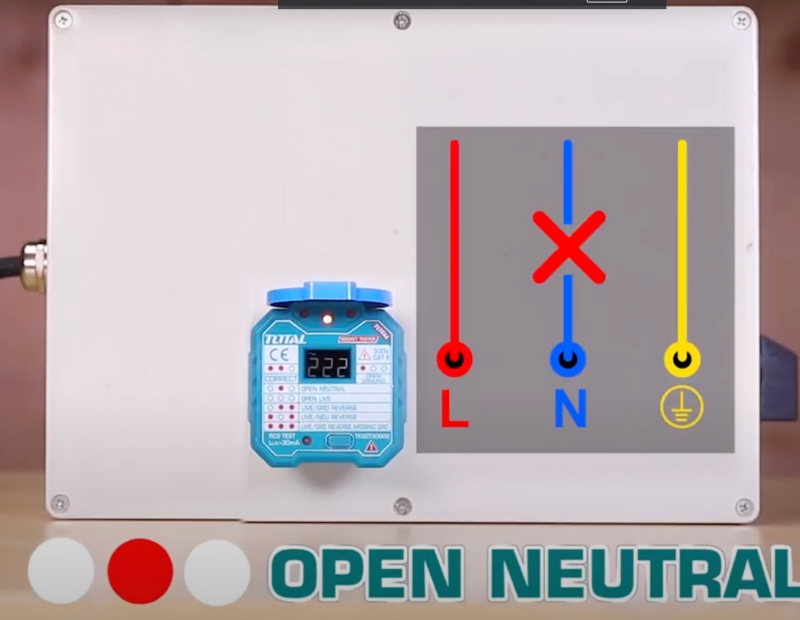 3. Dây trung lập mở (chỉ đèn giữa sáng): Nghĩa là dây trung tính không được nối đúng cách, gây nguy hiểm cho thiết bị và người sử dụng.