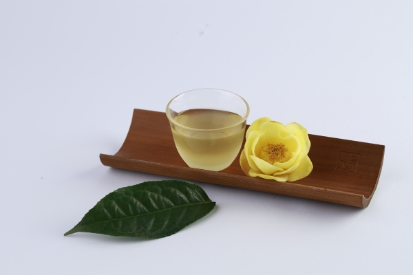 Uống trà hoa vàng có nhiều lợi ích cho cơ thể