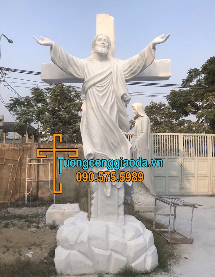Tượng chúa phục sinh bằng đá cẩm thạch trắng nguyên khối