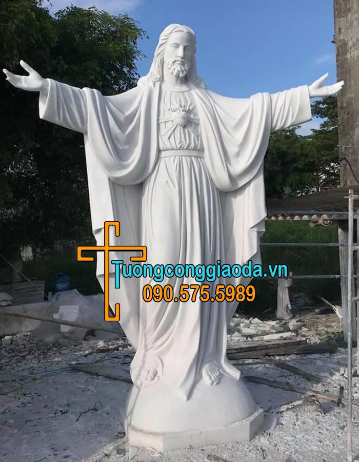Tượng Thánh Tâm Chúa Bằng Đá Nguyên Khối