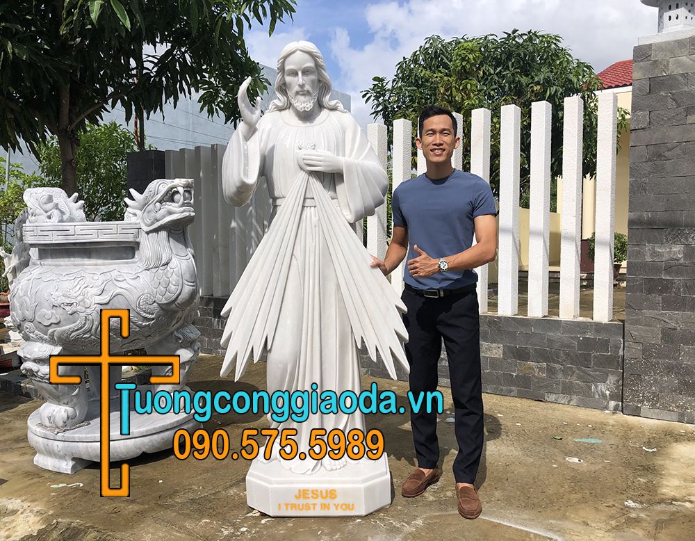 Tượng Chúa Thương Xót Đá Cẩm Thạch Trắng Cao 2m: