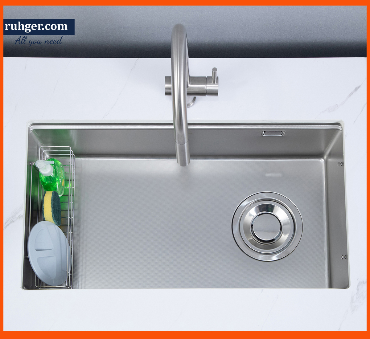 Bát rác lệch kiểu Nhật trên chậu rửa Kluger KY8045FS giúp tối ưu không gian khoang tủ