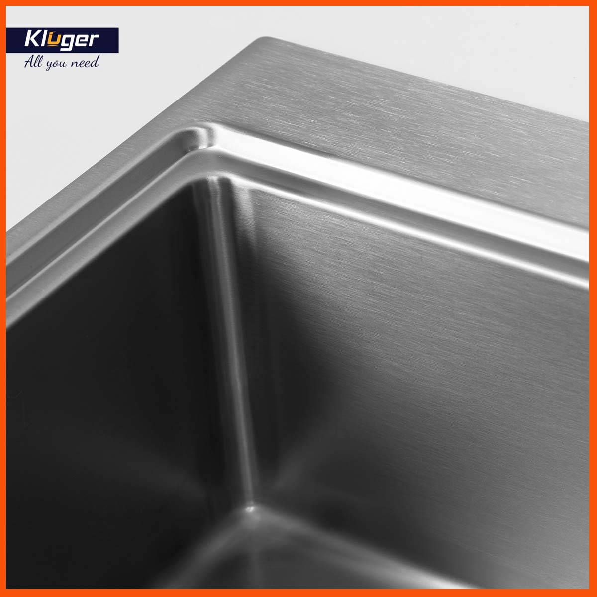 Bề mặt inox POSCO 304 đánh bóng chống bám bẩn của chậu rửa Kluger KW8211S