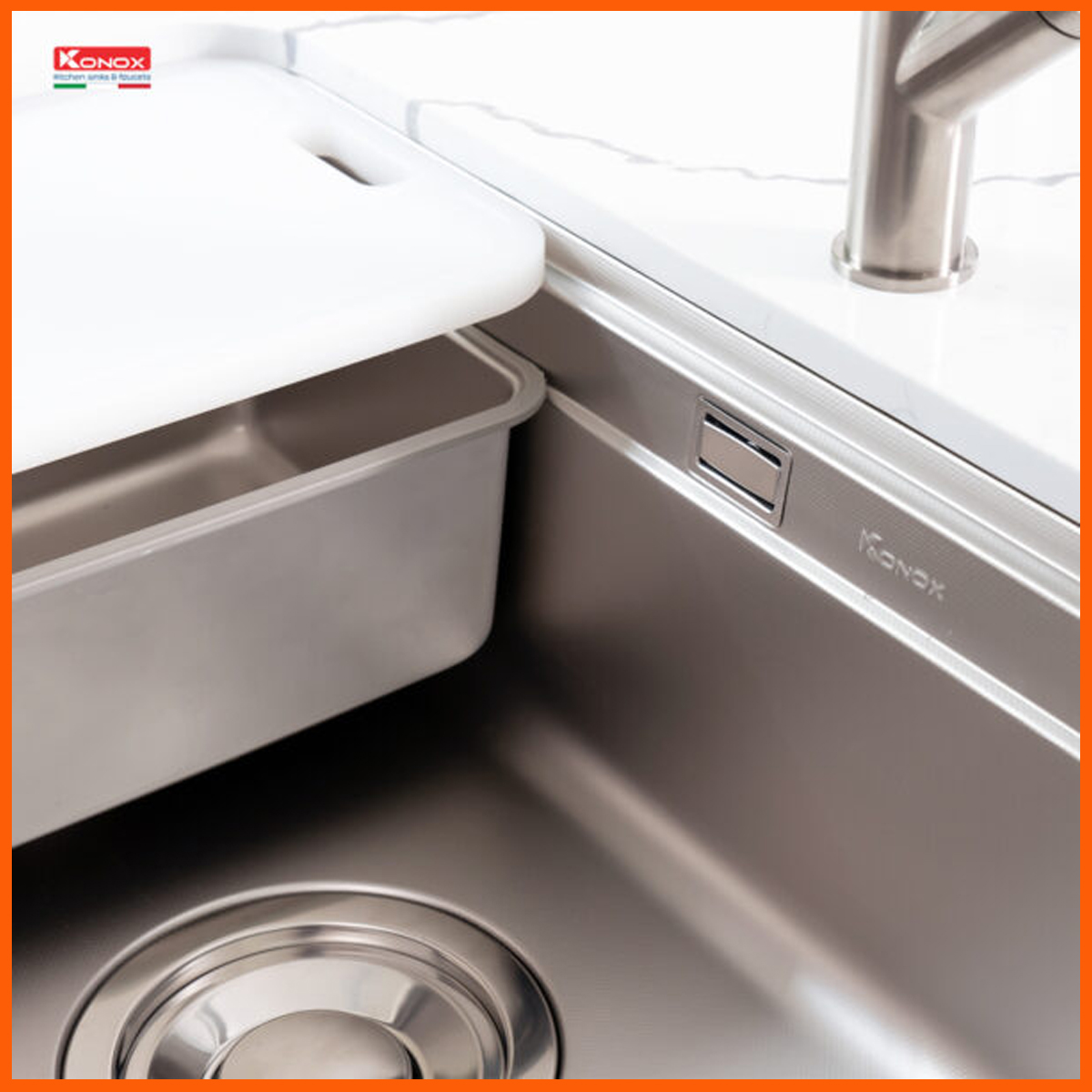 Bề mặt dập hạt Linen chống xước của chậu rửa KONOX KN8347SU Dekor