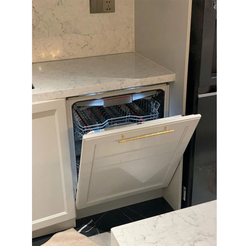 Khoang rửa dung tích 14 bộ của máy rửa bát Bosch SMD8TCX01E