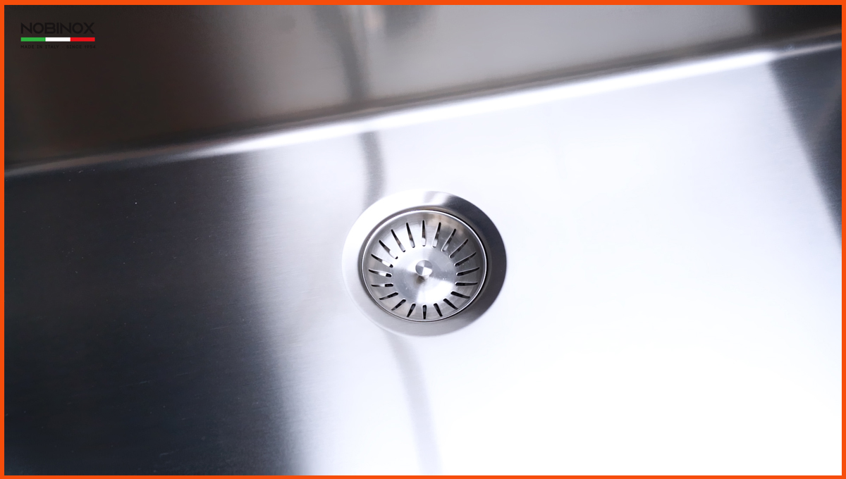 Chậu Rửa Bát Nobinox NT670U góc bo tròn R12 dễ dàng vệ sinh