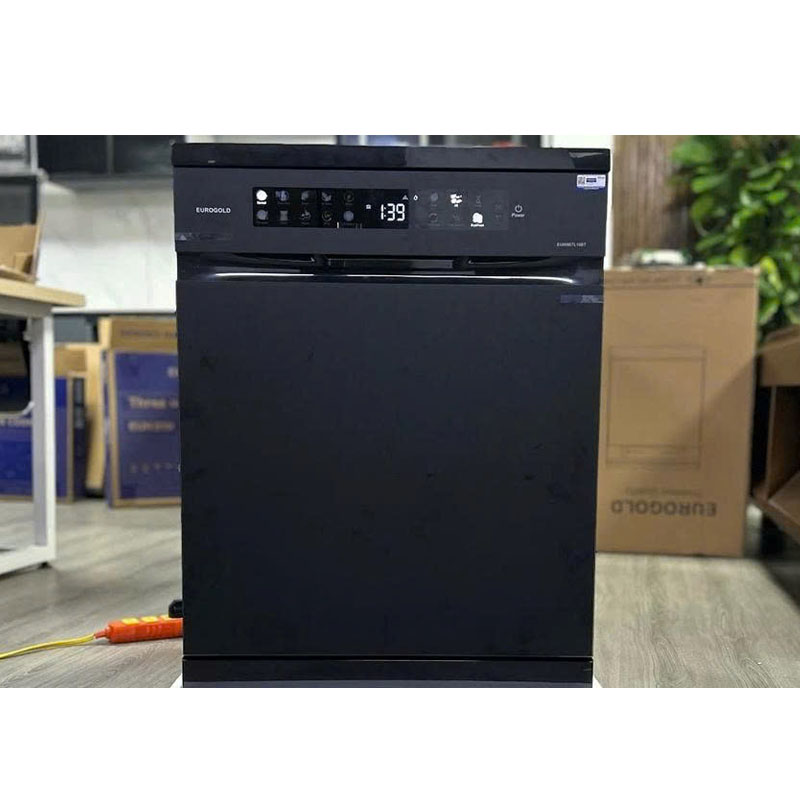 Màn hình LED trực quan dễ thao tác trên máy rửa bát Eurogold EUW86TL16BT