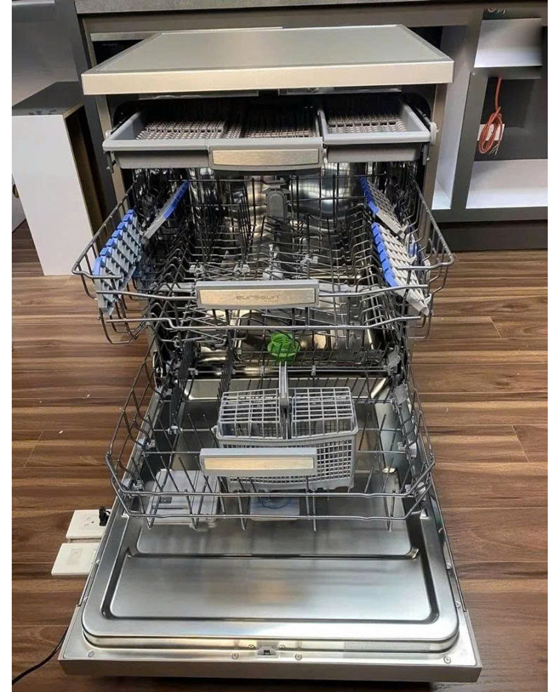Máy rửa bát Eurosun SMS80EU16E màu xám bạc, dung tích 15 bộ