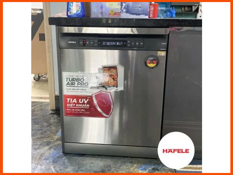 Hình ảnh lắp đặt thực tế của máy rửa bát Hafele HDW-F6051S màu đen