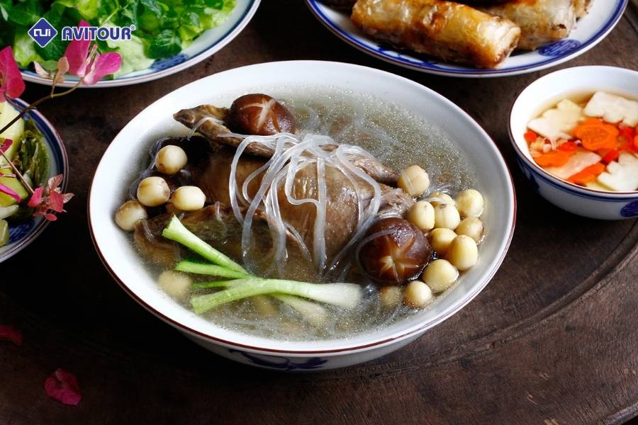 Ẩm thực Hoàng Sơn có gì đặc biệt? Gợi ý những món ngon không thể bỏ lỡ