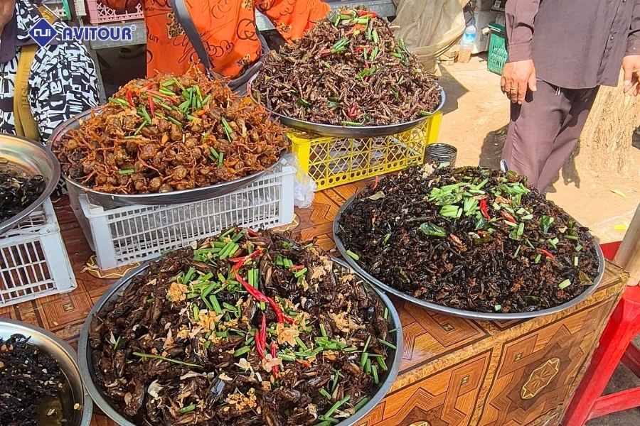 Chợ côn trùng Skun - Nơi lưu giữ phong vị dân dã và độc đáo của xứ sở Chùa Tháp