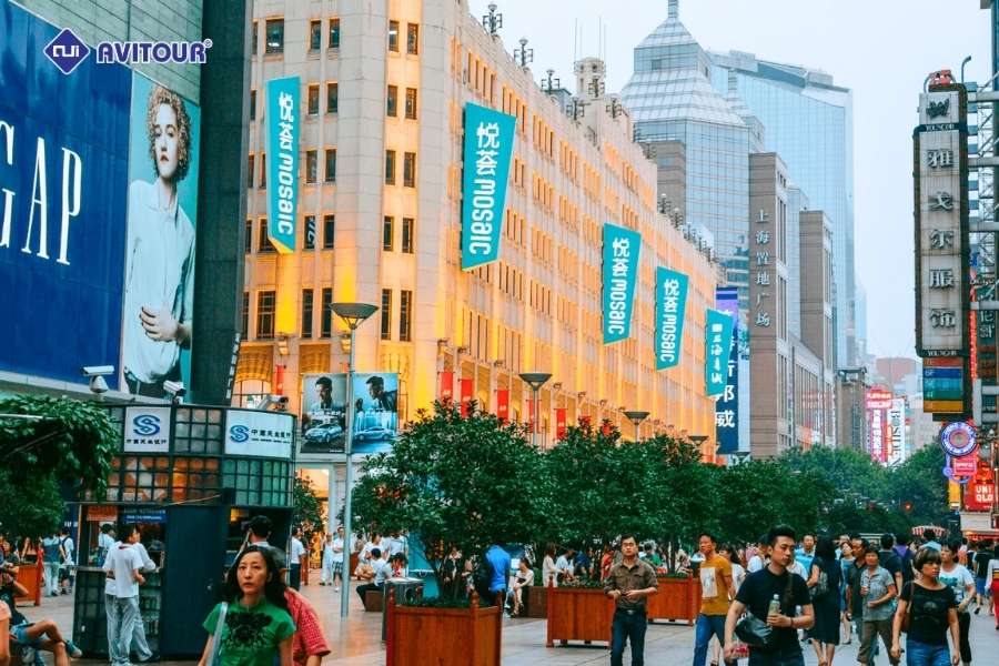 Dạo bước đại lộ Nam Kinh giữa lòng Thượng Hải phồn hoa