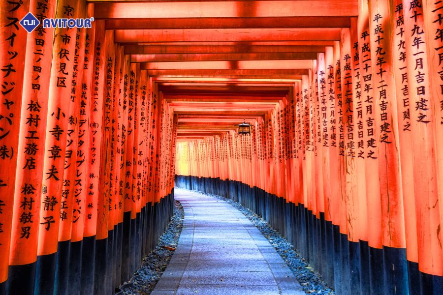 Đền ngàn cột Fushimi Inari Taisha có gì thú vị