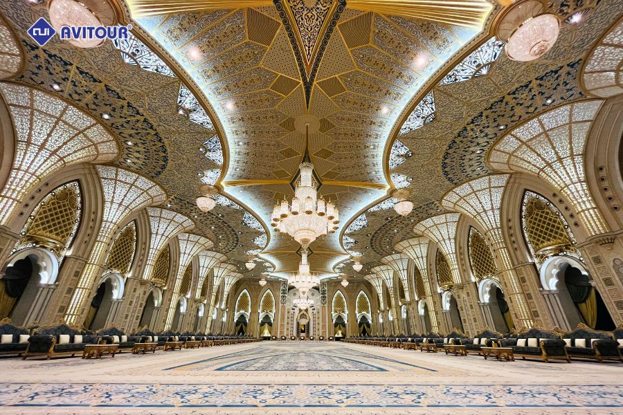 Dinh tổng thống Qasr Al Watan: biểu tượng quyền lực và nghệ thuật Ả Rập