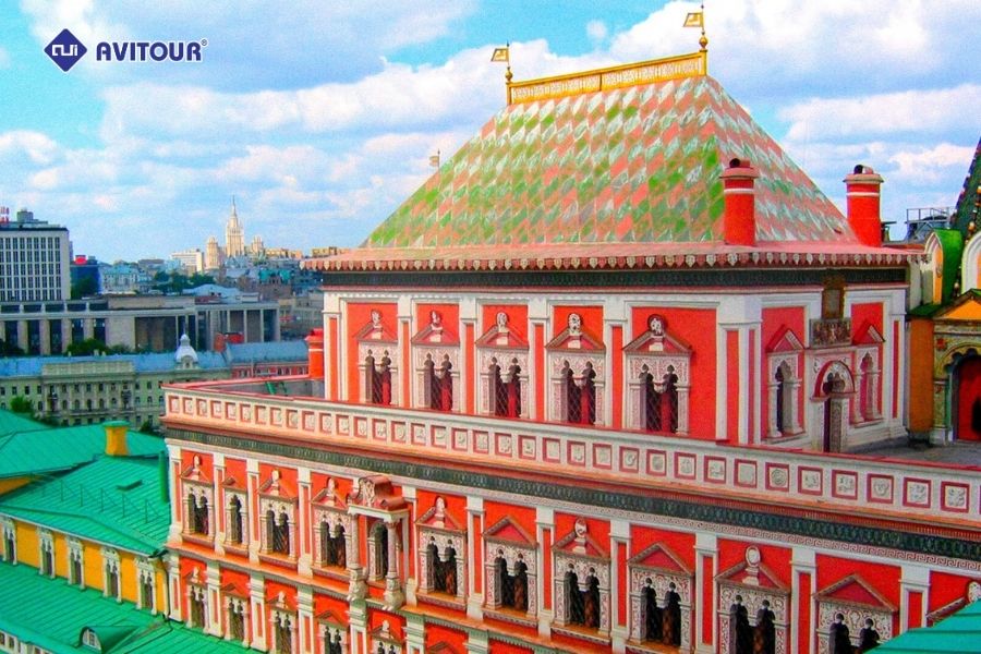 Du lịch điện Kremlin: Trái tim quyền lực của nước Nga