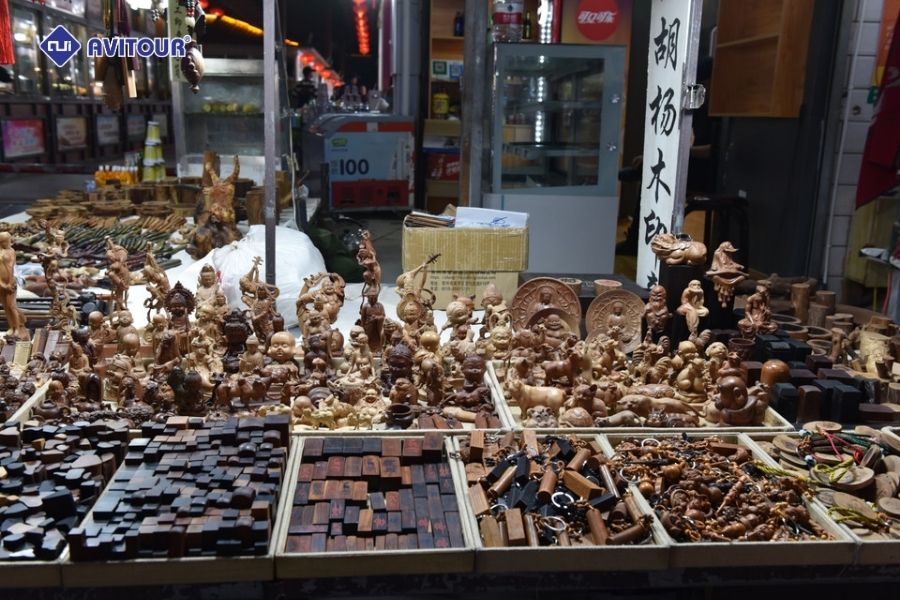 Du lịch Đôn Hoàng mua gì làm quà? Gợi ý những món quà lưu niệm ý nghĩa