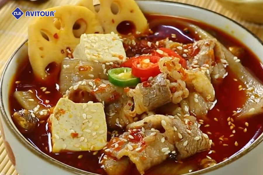 Du lịch sở thú Trùng Khánh là cơ hội tuyệt vời để ngắm nhìn những chú gấu trúc