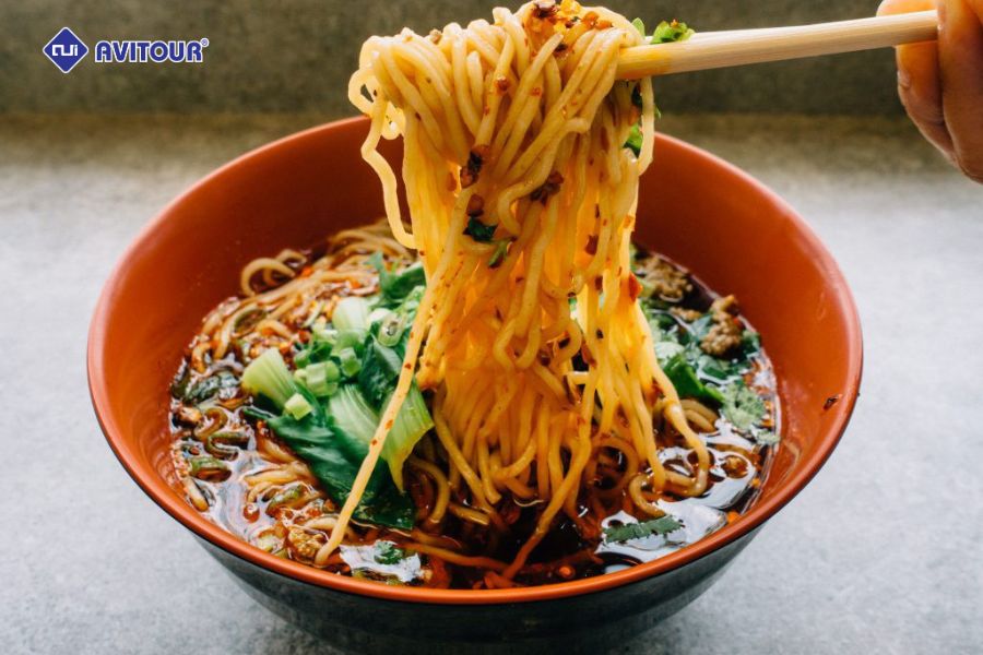 Du lịch sở thú Trùng Khánh là cơ hội tuyệt vời để ngắm nhìn những chú gấu trúc