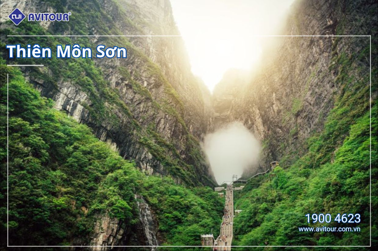 Du lịch Trung Hoa Dân Quốc | TRƯỜNG SA - PHƯỢNG HOÀNG CỔ TRẤN - THIÊN MÔN SƠN - MIÊU TRẠI MẠC NHUNG HẠNG NGÔ TƯƠNG TÂY - HỒ ĐỘNG ĐÌNH NƠI SINH TỔ MẪU ÂU CƠ