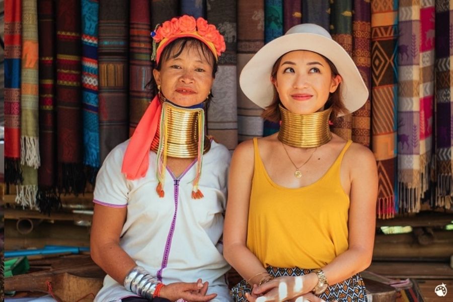 Ghé thăm làng cổ dài ở Thái Lan - ngôi làng độc nhất vô nhị