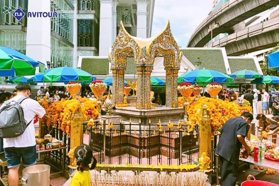 Giải mã những bí ẩn về bức tượng Phật 4 mặt linh thiêng nhất Thái Lan
