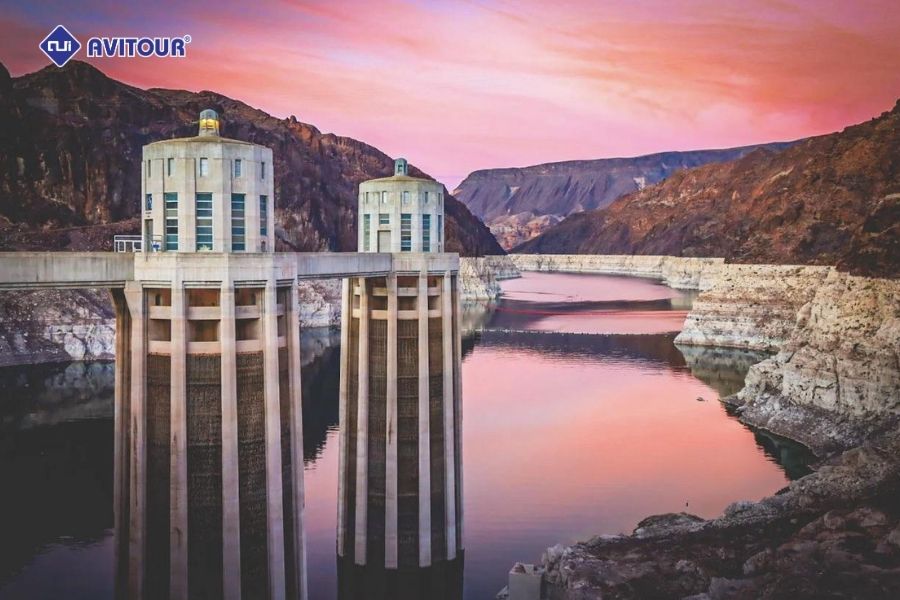 Góc nhìn choáng ngợp từ đập thuỷ điện Hoover Dam
