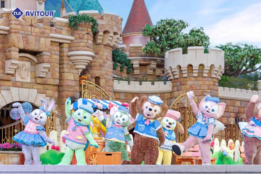 Hòa mình vào thế giới cổ tích tại công viên Disneyland Hongkong