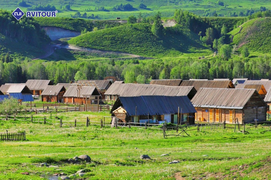 Khám phá làng Hemu: Chốn tiên cảnh ẩn mình giữa núi rừng Tân Cương