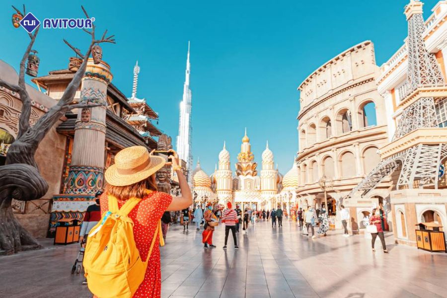 Khám phá nét văn hóa đặc sắc tại làng Toàn cầu (Global Village)