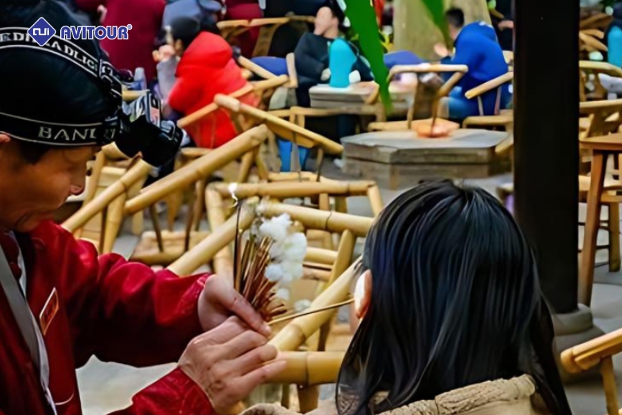 Khám phá Ngõ Rộng Ngõ Hẹp - Con phố "ăn chơi" nổi tiếng chốn Thành Đô