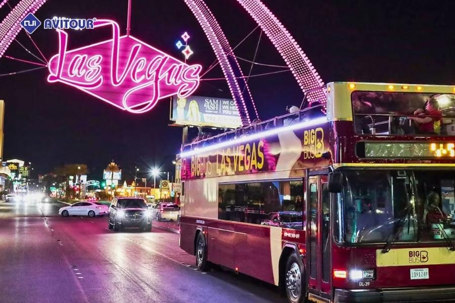 Khám phá phố Fremont - Nơi những ánh đèn không bao giờ tắt