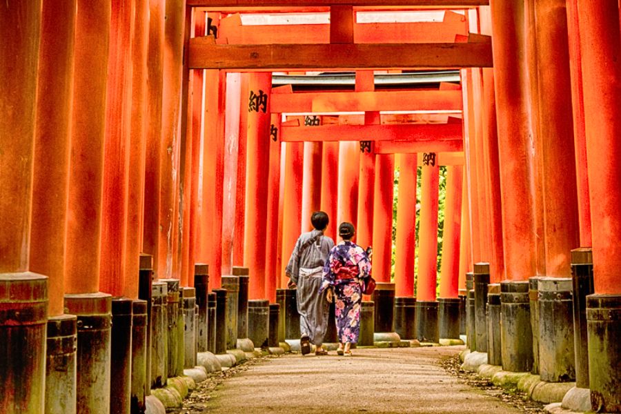 Khám phá top 7 ngôi đền chùa nổi tiếng linh thiêng ở Nhật