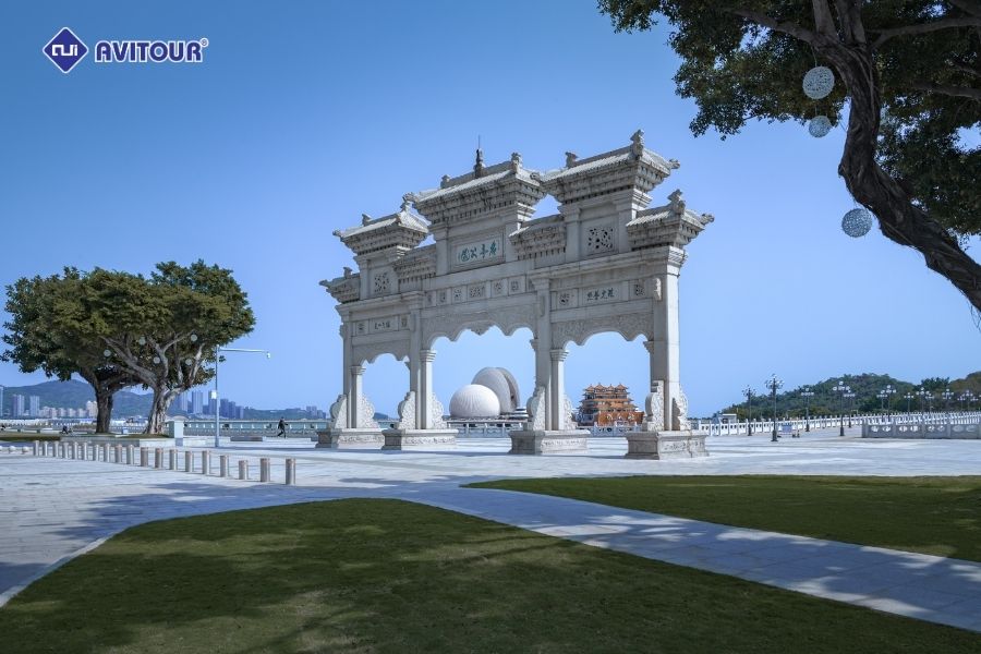 Khám phá vẻ đẹp lộng lẫy của nhà hát Con Sò, Chu Hải