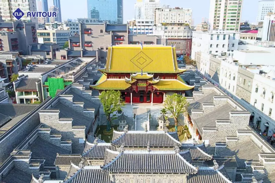 Du lịch Quý Châu sẽ trở nên thiếu sót nếu bạn bỏ qua phố cổ Thanh Nham - nơi được mệnh danh là "Quê hương thơ ca Trung Quốc". Khám phá ngay cùng Avitour!