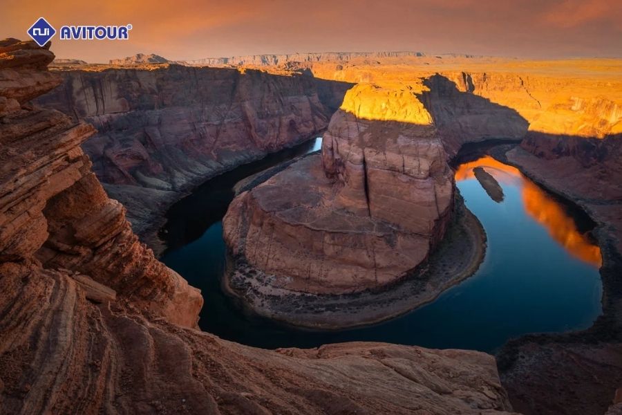 Kỳ quan Horseshoe Bend - Móng ngựa độc lạ giữa sa mạc Arizona