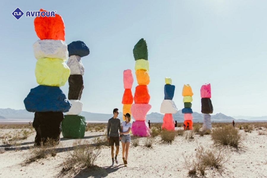 Ngỡ ngàng trước vẻ đẹp của công viên đá 7 màu tại Hoa Kỳ