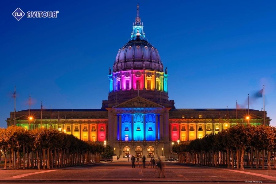 Ngỡ ngàng trước vẻ đẹp tráng lệ của Tòa thị chính San Francisco