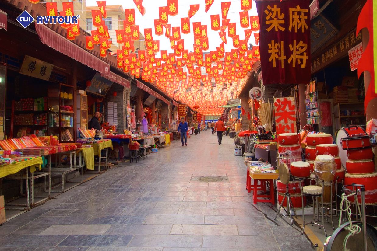 Phố Hồi Dân: Điểm đến đặc sắc cho du khách mê ẩm thực và văn hóa